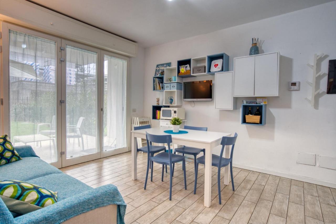 Caseospitali - Casa Azzurra, Incantevole Bilocale Con Giardino Чернуско-суль-Навильо Экстерьер фото