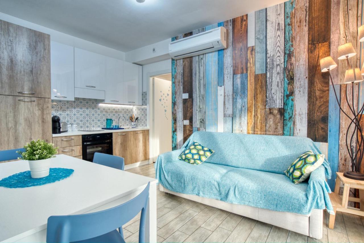 Caseospitali - Casa Azzurra, Incantevole Bilocale Con Giardino Чернуско-суль-Навильо Экстерьер фото